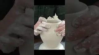 Mesmerizing 🏺😊Pottery Artistry #clay #ceramic #satisfying