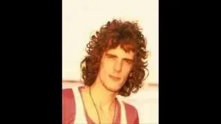 Luis Alberto Spinetta y Luis Salinas - Y Aparece Tu Piel