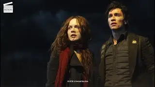 Mortal Engines: Land Pirates (HD CLIP)