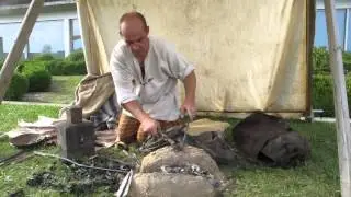 Jean-Marc Gillet (Fer et savoir-faire) - Un forgeron gaulois au travail
