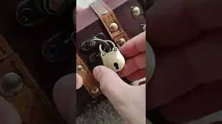 Я нашёл у себя дома проклятую куклу вуду!...😱 Часть 3 (нажмите выше 👆🏻, чтобы увидеть часть 4) #ш...