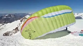 Take-off from Cerro Torre for Pablo Pontoriero with his AirDesign UFO