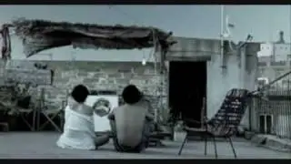 Giulia y los Tellarini - In between days