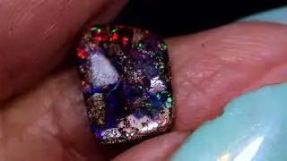 2.95 cts Boulder Opal Winton TBO-A2212