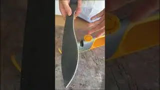 sharpening a big Kukri #fyp #knife #knives #knifesharpening #kitchen #kitchenknives #japaneseknives