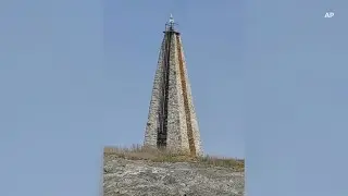 Federal government giving away Maine lighthouse
