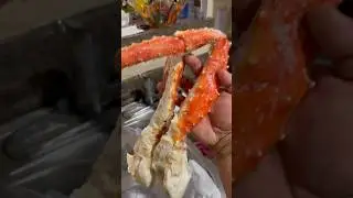 Giant colossal KING crab ￼legs #shorts #2023 #seafood