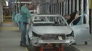 Auto Factory Worker -- Get Ready for Your Career 3