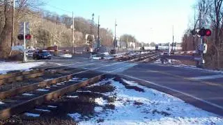 MNCRR: M7-A Express train at Virginia Road Railroad Crossing in North White Plains, NY [HD]