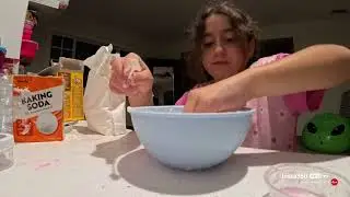 How to make slime with cornstarch and soap