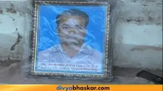 Woman Strike Near Navrangpura Police Station In Ahmedabad Gujarat