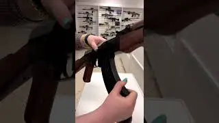 Орбибольный штурмовой автомат с серебристой ствольной коробкой