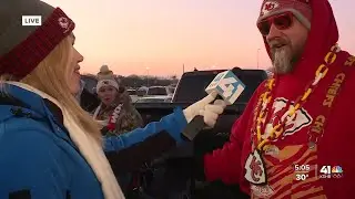 Chiefs fans tailgate before Sunday Night football