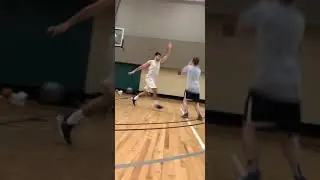 VERSUS: UHOOPS Basketball with HOOPS YOGI (2019)
