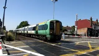Worthing Level Crossing - 6th August, 2018