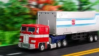 Transformers Master Piece Hasbro MP 10 VS Takara MP 10 Optimus Prime Robot Vehicle Car Toys