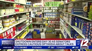 Federal government shutdown threatens SNAP food aid as several states scramble to help