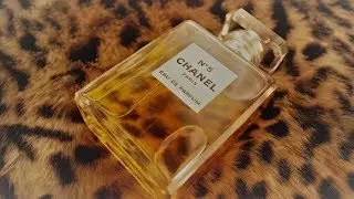 REVIEWING MARILYN MONROE'S FAVORITE: CHANEL NO. 5 PERFUME
