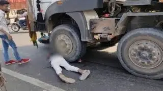सड़क हादसे में 2 पुलिस की ? Accident news ! Car accident ! Sadak hadsa ! Today accident news ! India