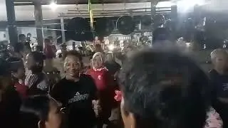 Gawai Dayak Dusun serangkang, Entikong di isi oleh artis lokal kita M BUJOI dan MEKARIA