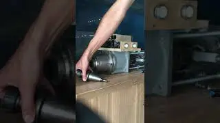 ATC (automatic tool change) Pneumatic & Electronic test.. ISO40 Spindle