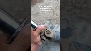 Bunyi jeduk kerincing universal joint ruksak trisno mechanic#shorts #mechanic #mechanical