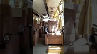 viajar de Katmandu a Chitwan en luxury bus.muy comodo