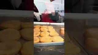 Dutch Street Food: Oliebollen (doughnut balls)