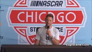 Гонка NASCAR в Чикаго, июнь 2023 года: Дженсон Баттон перед гонкой.