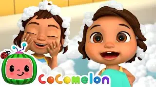Bubble Bath Play with Nina! 🧼😄 | Nina's Familia | CoComelon Nursery Rhymes & Kids Songs