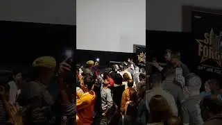 Akshay Kumar and Veer Pahariya enter the Skyforce Trailer Launch Venue amidst cheer