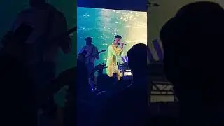 Rich Brian - Drive Safe live in Berlin 2019 liveband