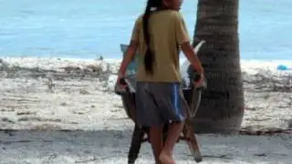 16. Sur la route du Laitier; (Palmerston, Beveridge reef et Niue).wmv