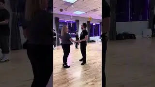 Salsa Teacher 🎉 Salsa Cool Moves for the Nightclub 🪩