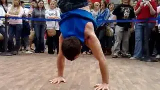 Break Dancing in Hull City Centre