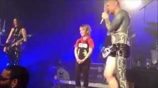 Stumpen singt Pferdchen l&auml;uft Gallopp, Alter Mann Live [erste reihe]