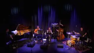 Stefanie Kunckler * YMONOS * live at Moods