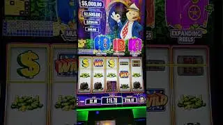 Mr. Money Bags Slot Machine - Small Win