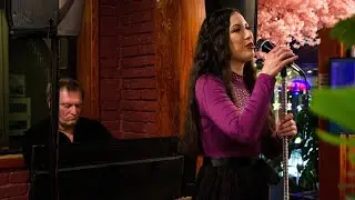 Ashley Woodruff - Blown Away (Carrie Underwood Cover/Live at Pho Viet Delight)