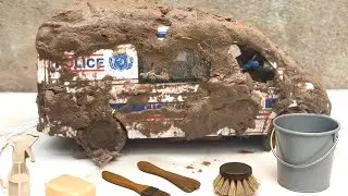 Cleaning the dirtiest fire engine ambulance in Ukraine for