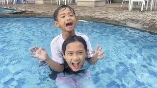BANGUN TIDUR 😴 BERENANG DI HOTEL GREEN PEAK PUNCAK | Ali vlog