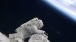 Raw: Spacewalk for Maintenance at ISS