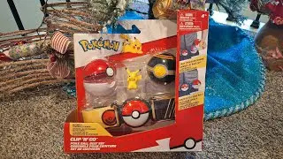 Pokemon Clip N Go Pokeball & Luxury Ball Belt Set