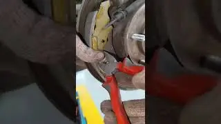 replaced brake shoe #gmc #howto #usa #mechanic #tips