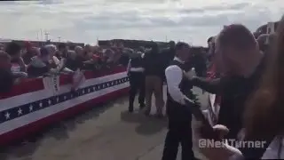 Man jumps fence in effort to kill or hurt Donald Trump (March 12, 2016)