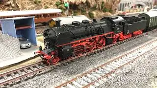 M&auml;rklin trains: Br18.5 537 DB