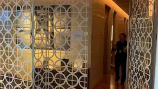 Shower Suites at Tom Bradley LAX (Star alliance lounge)