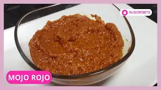 Amigos canarios me dieron esta receta de mojo rojo. La rica salsa canaria se llama mojo picón!