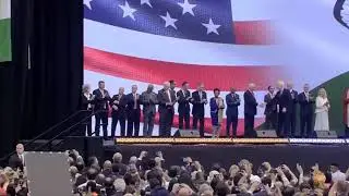 PM Modi arrives on HowdyModi stage, greets US senators