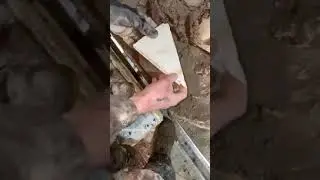 Using plasterboard for awkward cuts #bricklayers #build #builders #building #construction#satisfying